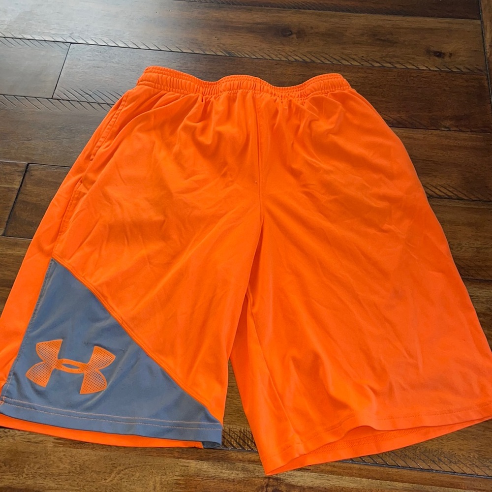 Under Armor shorts. Size youth XL